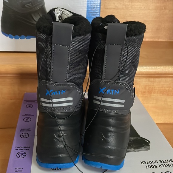 Xmtn - Kids’ Winter Boots - Picture 4 of 6